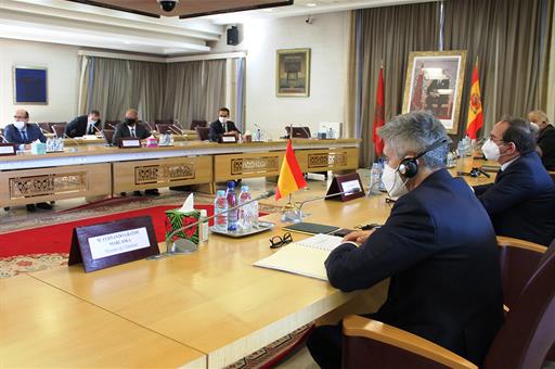Reunión del ministro del Interior, Fernando Grande-Marlaska, y su homólogo marroquí en Rabat