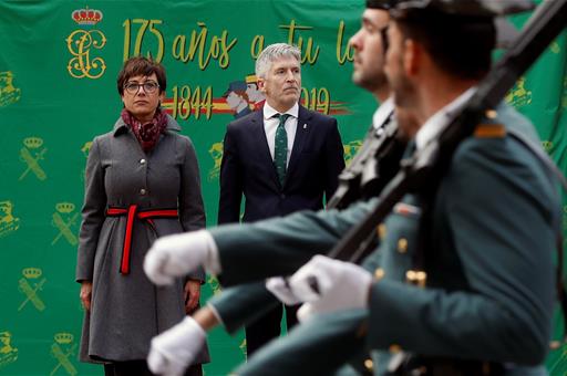 El ministro del Interior, Fernando Grande-Marlaska, y la directora general de la Guardia Civil, María Gámez