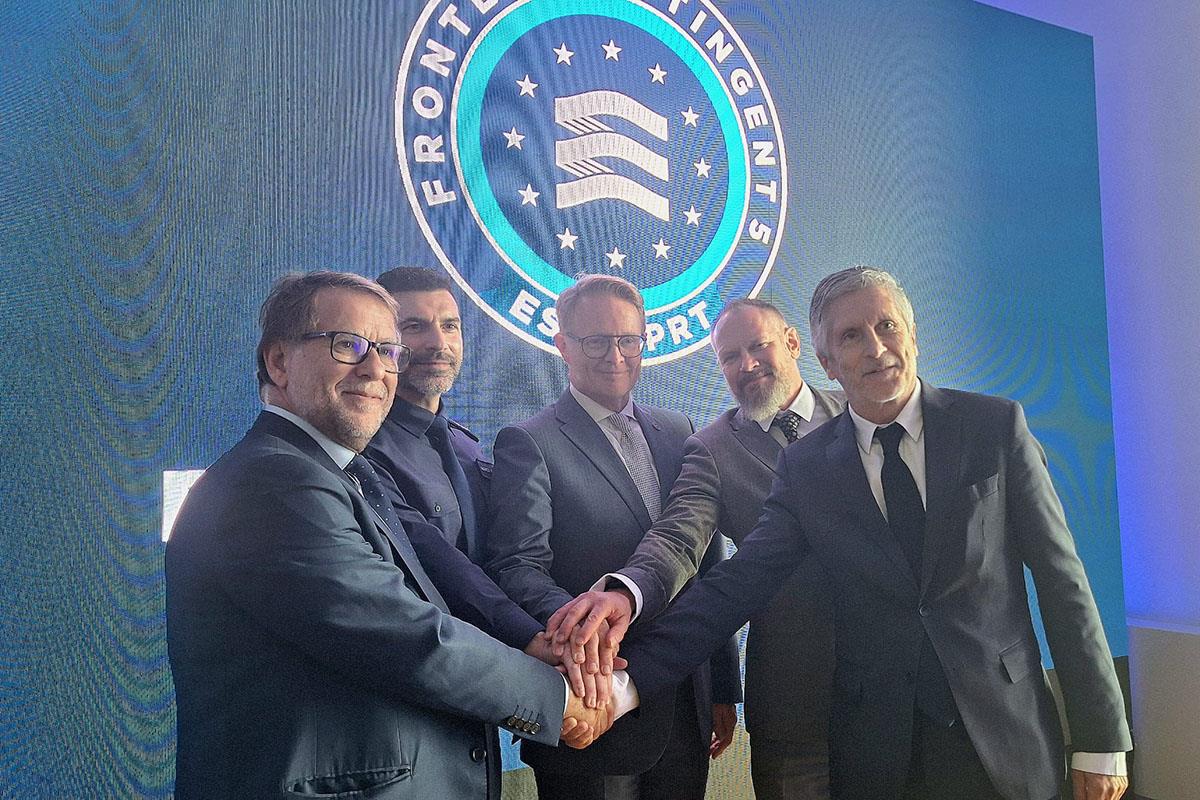 El ministro del Interior, Fernando Grande-Marlaska, junto a otras autoridades durante el acto inaugural 