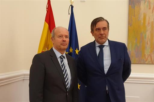 Juan Carlos Campo y Enrique López, consejero de Justicia de la Comunidad de Madrid
