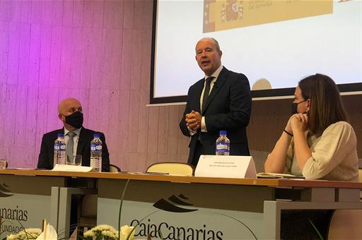 El ministro Campo durante su intervención en el evento