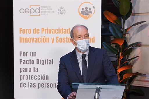 El ministro de Justicia, Juan Carlos Campo, durante su intervención