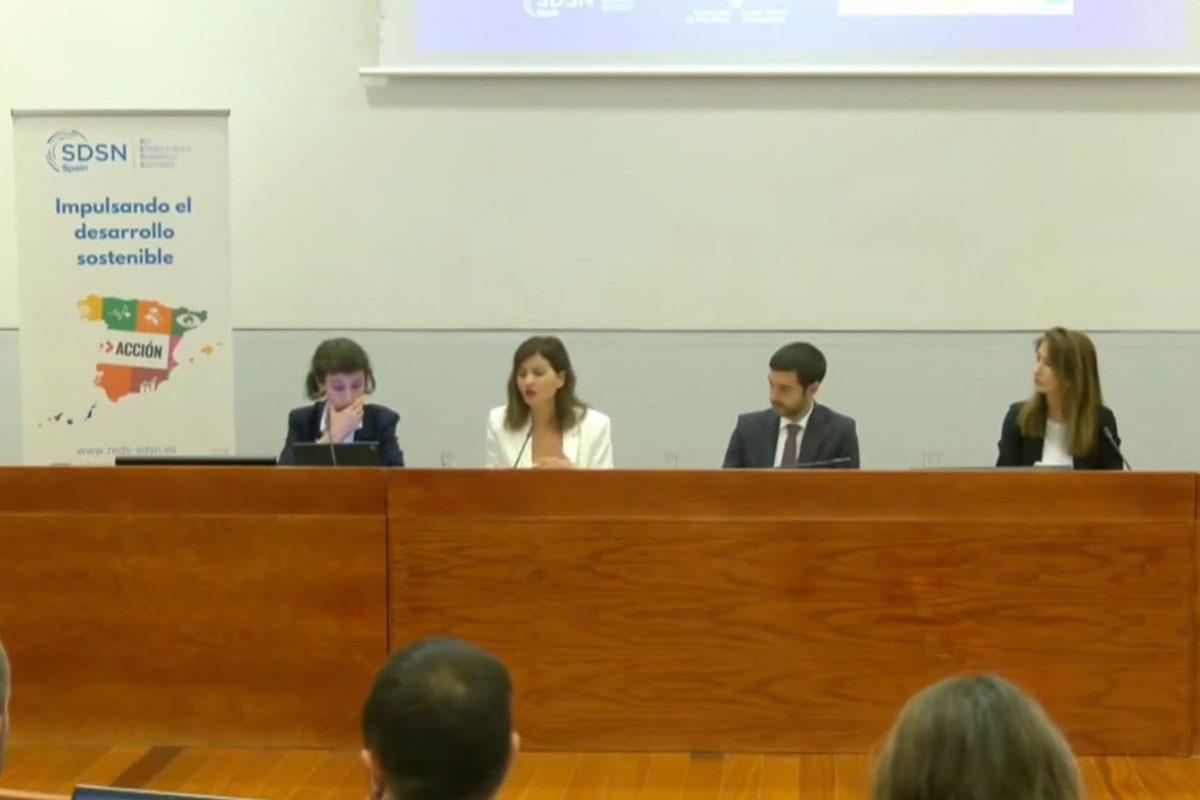 Imagen del artículo Sira Rego: Acabar con la pobreza infantil es una obligación democrática