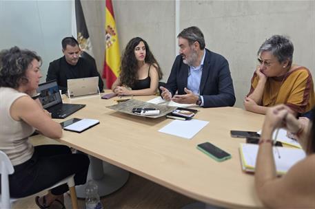 El Gobierno refuerza la respuesta humanitaria en Ceuta con el despliegue sobre el terreno de la UMAIME