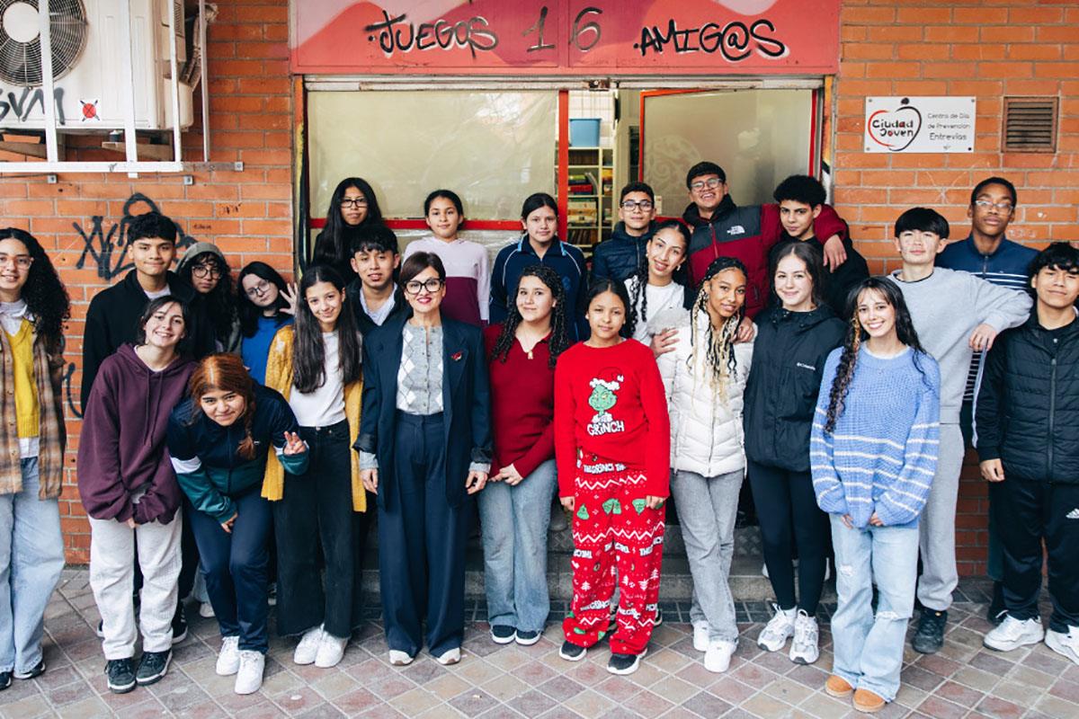 Foto de familia del acto