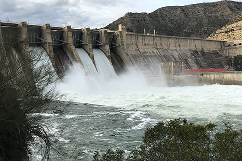 16/04/2018. Embalse en el Ebro. Embalse en el Ebro