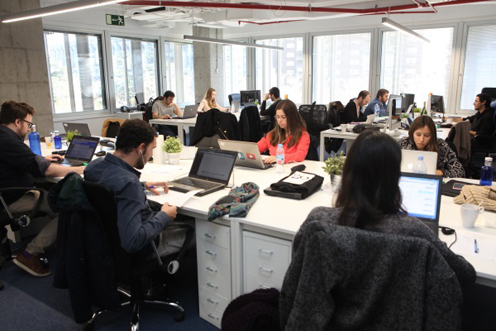 Trabajadores en una oficina (Foto: Archivo)