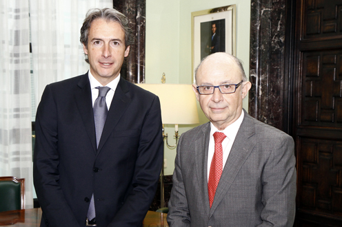 Foto reunion de Montoro con el presidente de la FEMP Iñigo de la Serna (Ministerio)