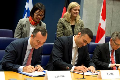 Francisco Martínez reunión en Luxemburgo (Foto:Ministerio)