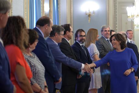 17/07/2017. Sáenz de Santamaría preside el Comité de Seguimiento de la Conferencia de Presidentes. La vicepresidenta y ministra de la Presid...