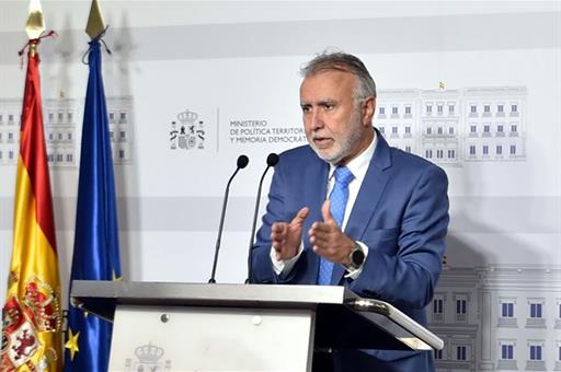El ministro de Política Territorial y Memoria Democrática, Ángel Víctor Torres, durante su intervención