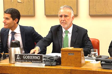 El ministro de Política Territorial y Memoria Democrática, Ángel Víctor Torres, durante su comparecencia 