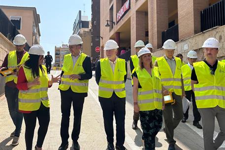 El ministro de Política Territorial y Memoria Democrática, Ángel Víctor Torres, visita Catarroja (València)