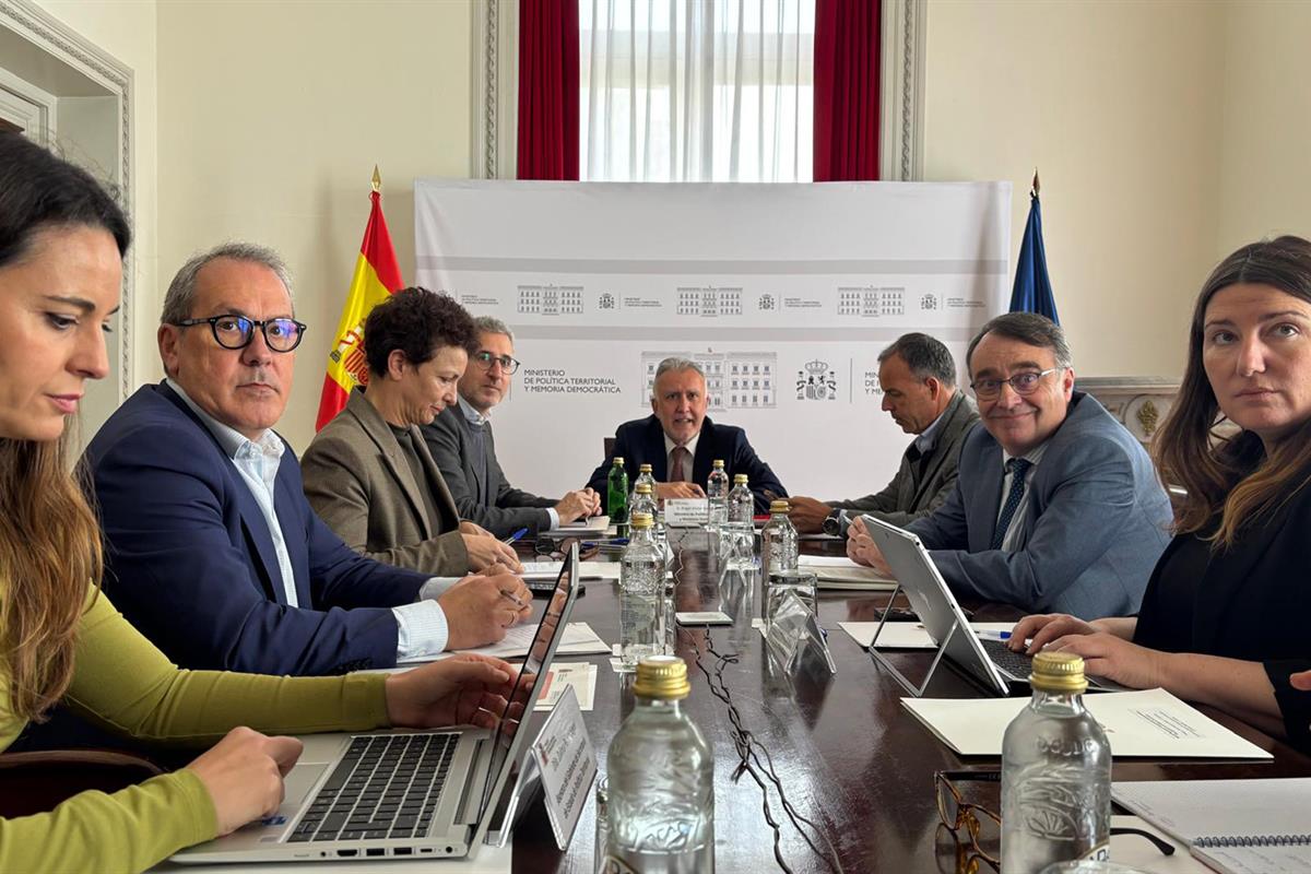 El ministro Torres preside una reunión telemática con los delegados y delegadas del Gobierno