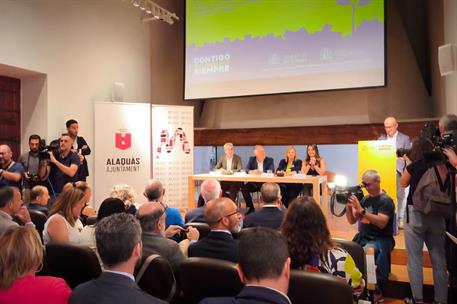 El ministro de Política Territorial y Memoria Democrática, Ángel Víctor Torres, en la presentación del visor web