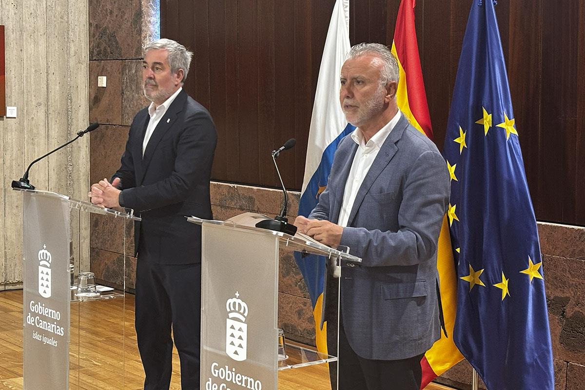 ​​​​​​El ministro de Política Territorial y Memoria Democrática, Ángel Víctor Torres, y el presidente del Gobierno de Canarias.