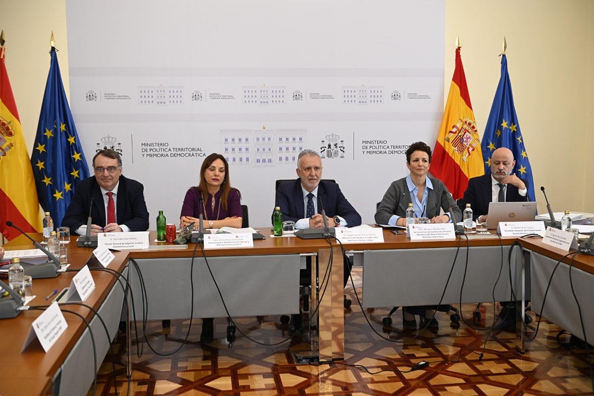El ministro en la reunión