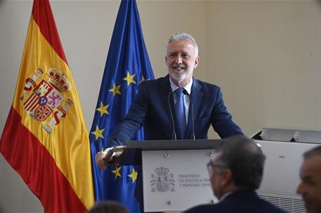 El ministro de Política Territorial y Memoria Democrática, Ángel Víctor Torres