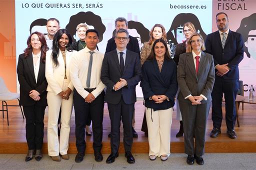 El ministro Bolaños, en la presentación de la nueva convocatoria de las becas SERÉ 2026