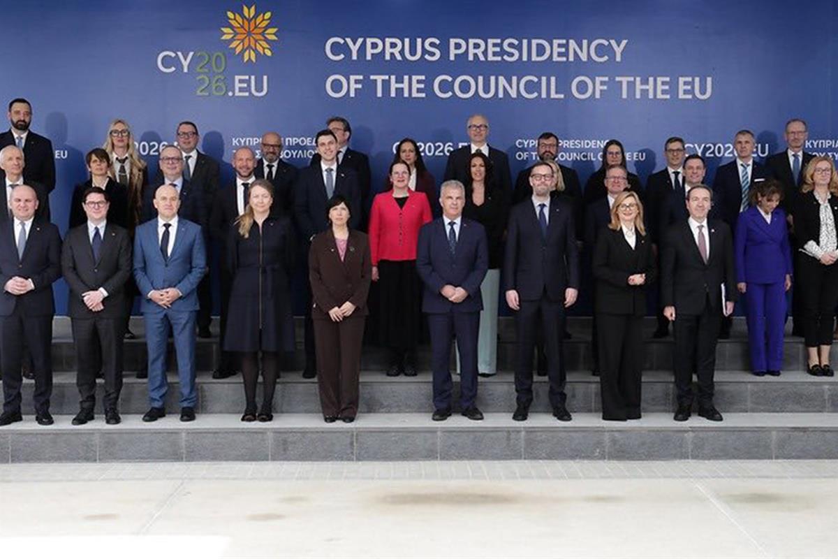 Fotografía de familia de la reunión informal de ministros de Justicia e Interior de la Unión Europea celebrada en Chipre