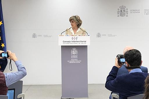 María Luisa Carcedo durante su intervención tras el Pleno del Consejo Interterritorial