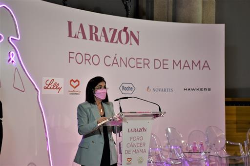 Carolina Darias interviene en un foro sobre cáncer de mama 