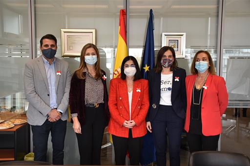 Carolina Darias junto con los participantes en la jornada