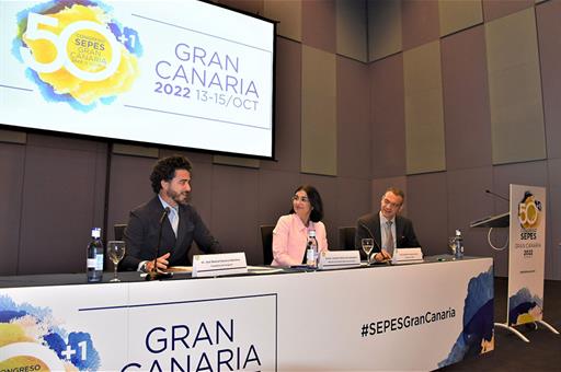 La ministra Carolina Darias participa en la jornada inaugural del 51 Congreso de la Sociedad Española de Prótesis Estomatológica