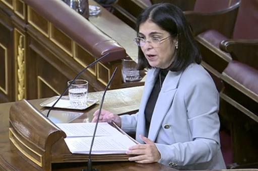 La ministra de Sanidad, Carolina Darias, defiende ante el Pleno del Congreso de los Diputados el presupuesto de su Departamento.