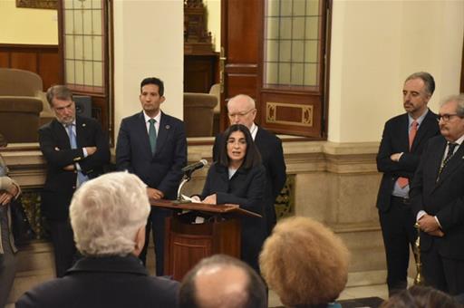 La ministra de Sanidad, Carolina Darias, en la inauguración de la exposición.