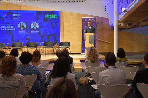 El ministro de Sanidad, José Miñones, durante su participación en las jornadas