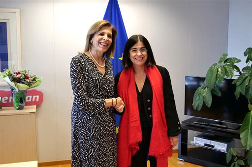 13/03/2023. Darias shares Spain's health priorities during the Presidency of the Council of the European Union with Commissioner Kyriakides....