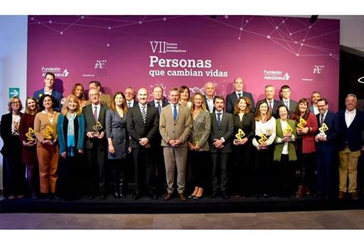 Foto de familia del acto
