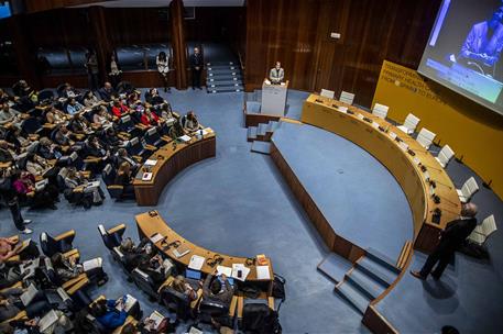 La ministra de Sanidad, Mónica García, durante su intervención