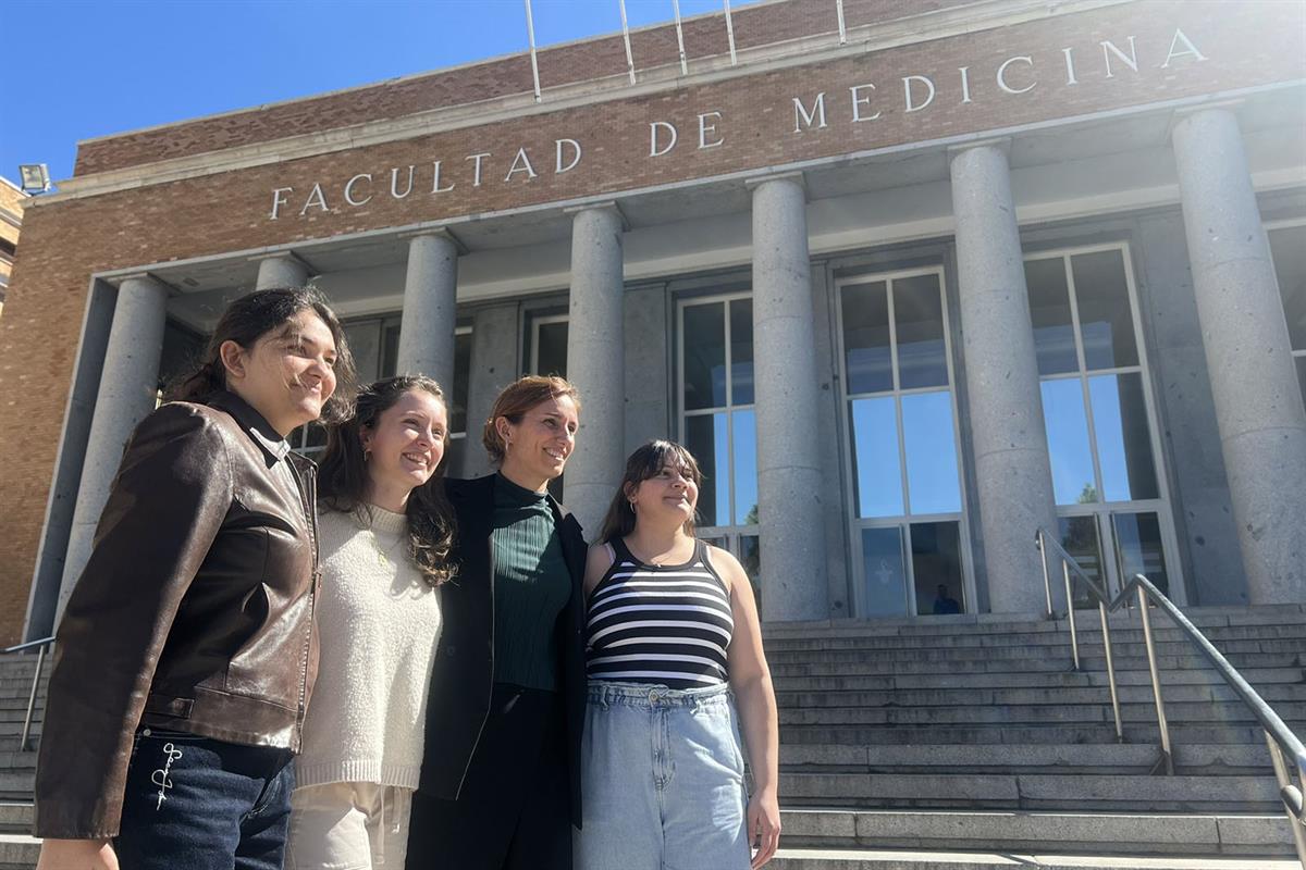 Imagen del artículo Mónica García: La atención primaria es el corazón del sistema sanitario