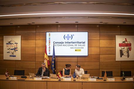 La ministra de Sanidad, Mónica García. 