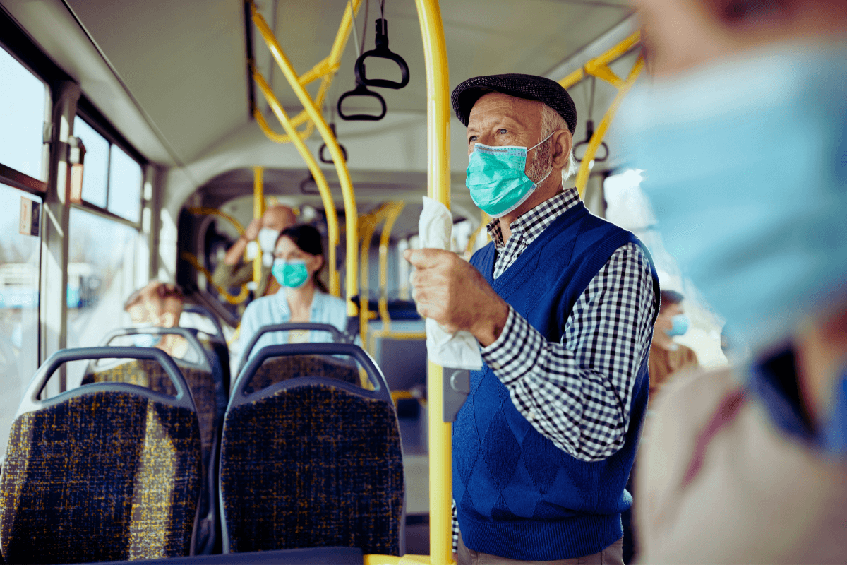 Reuniones sociales en transporte público