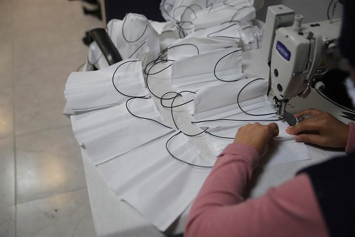 Fabricación de mascarillas