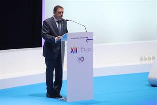 Luis Planas durante su intervención en el XII Pleno de la Federación Española de Municipios y Provincias