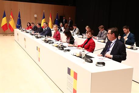 23/11/2022. Isabel Rodríguez and her Romanian counterpart pledge to coordinate their position on depopulation in the EU. The Minister for Te...