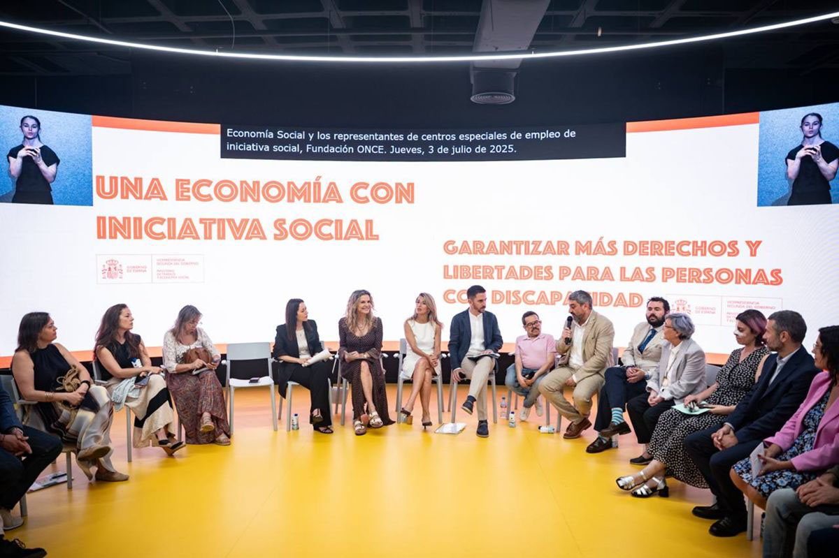 La ministra en la reunión