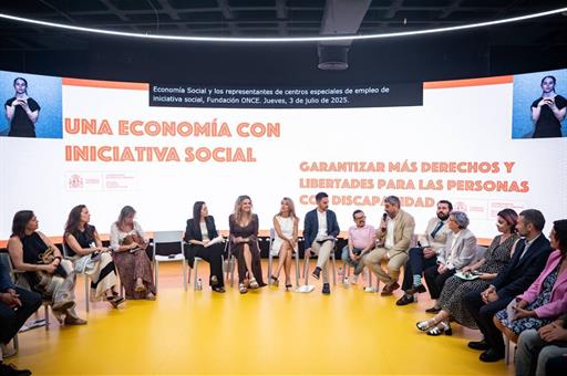 La ministra en la reunión