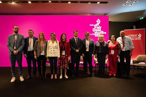 La vicepresidenta Yolanda Díaz, en la reunión de la Confederación Europea de Sindicatos