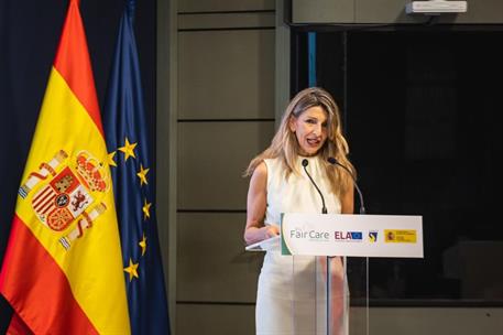 Yolanda Díaz en una jornada sobre el sector cuidados