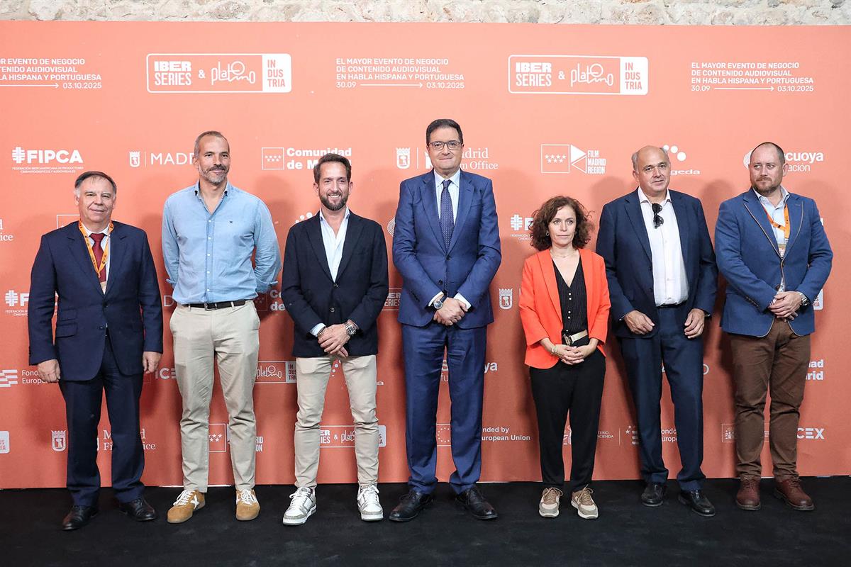 El ministro Óscar López, en la 5ª edición de Iberseries & Platino Industria