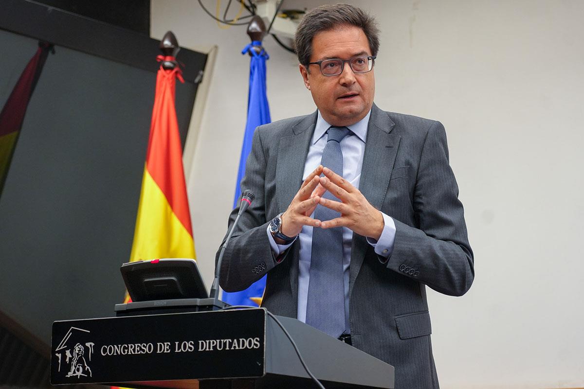 El ministro para la Transformación digital y de la Función Pública, Óscar López, durante su intervención en la jornada