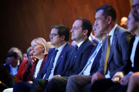 El ministro en la cumbre