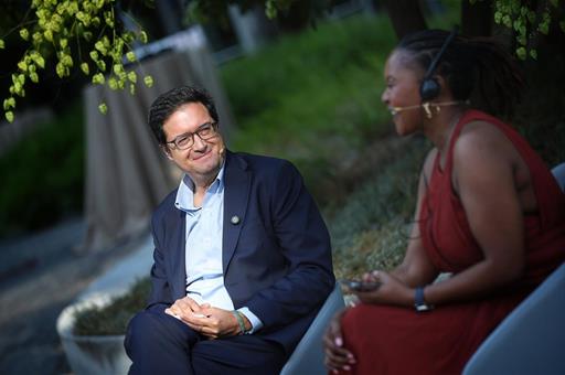 El ministro Oscar López, con inversores sudafricanos en industrias creativas españolas