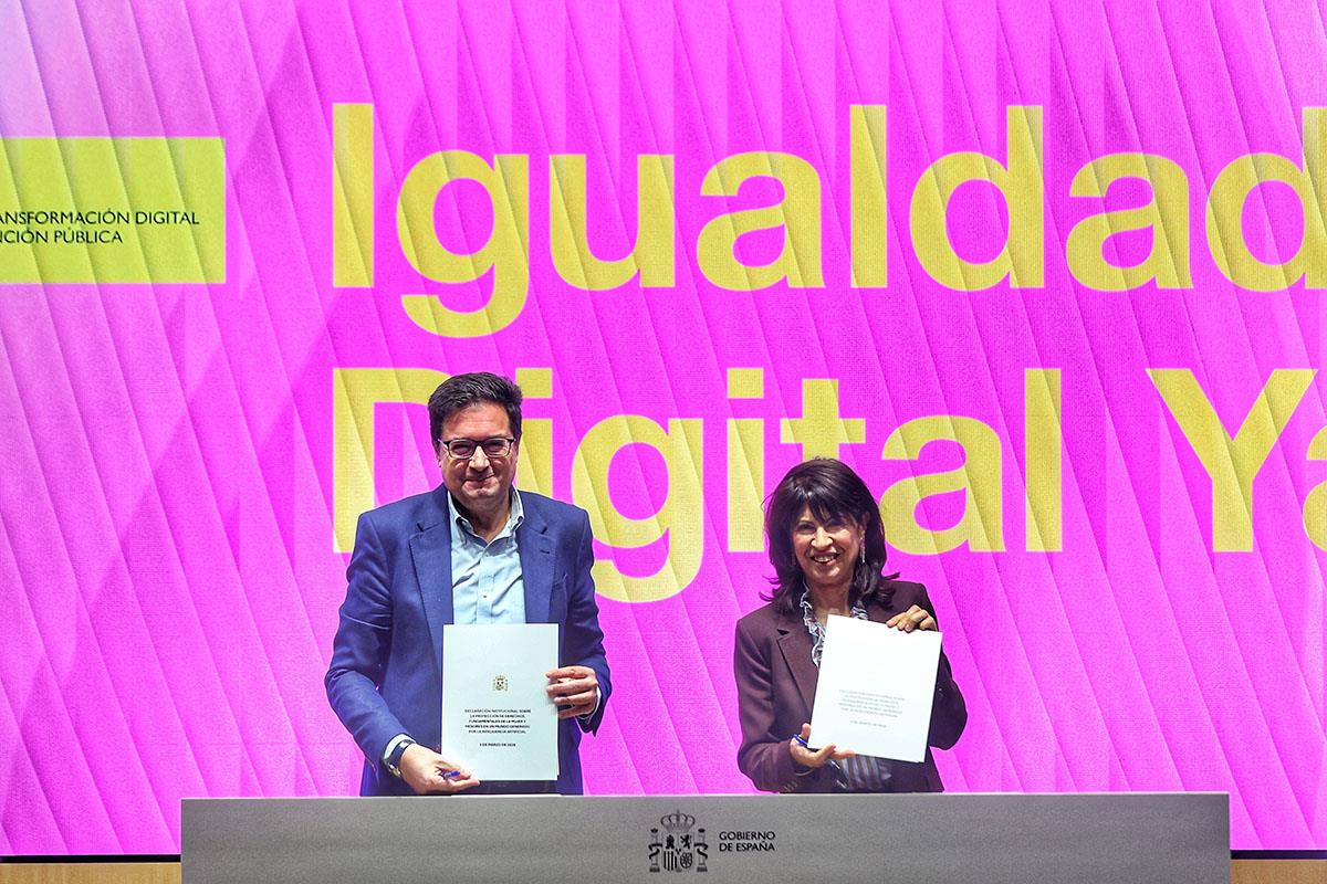 los ministros en el acto