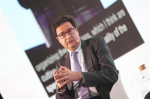 ​El ministro para la Transformación Digital y de la Función Pública, Óscar López, durante su intervención 